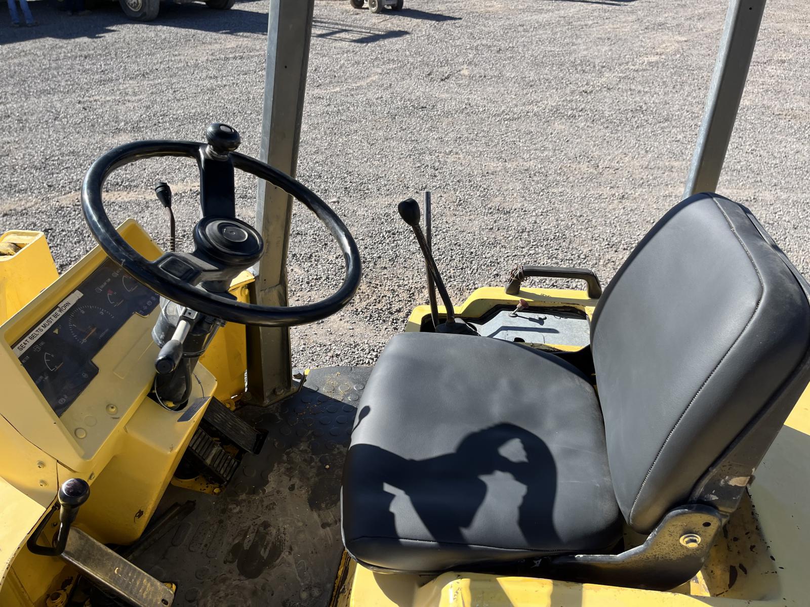 ./imagenes/INVOICE/2019/18037/KOMATSU WA30-5 (3).JPG